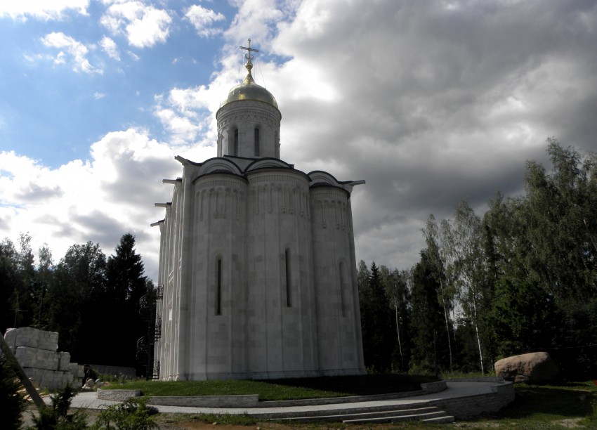 Лызлово. Церковь иконы Божией Матери 