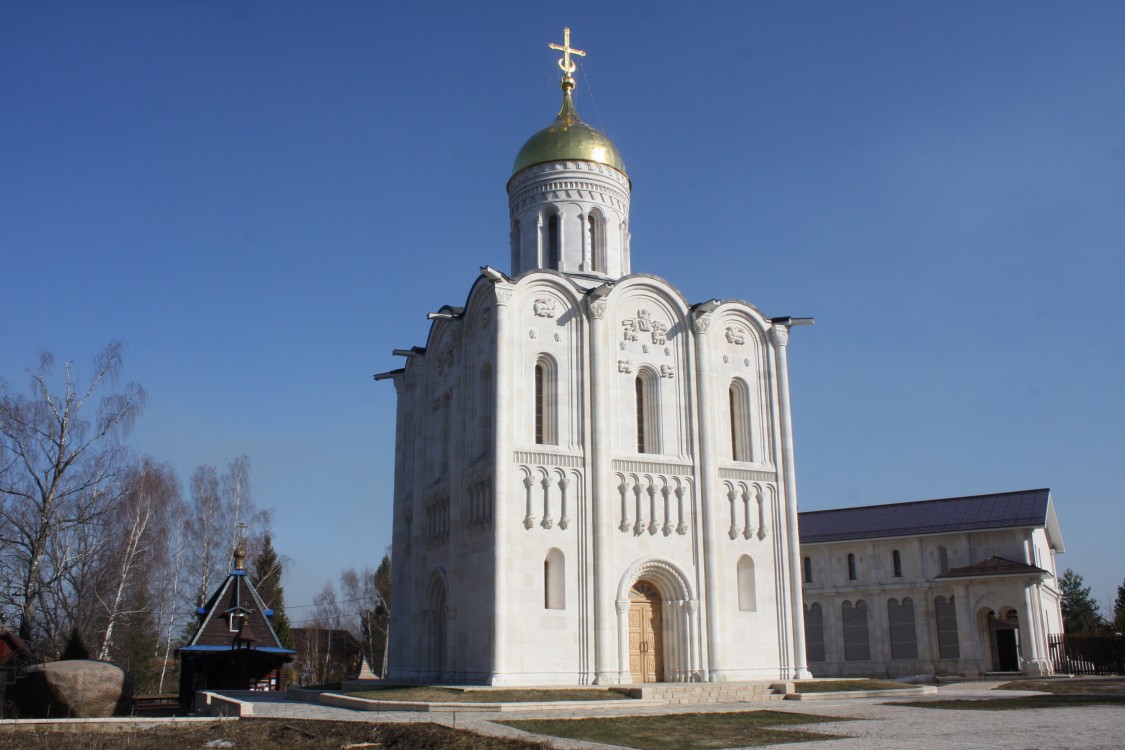 Лызлово. Церковь иконы Божией Матери 