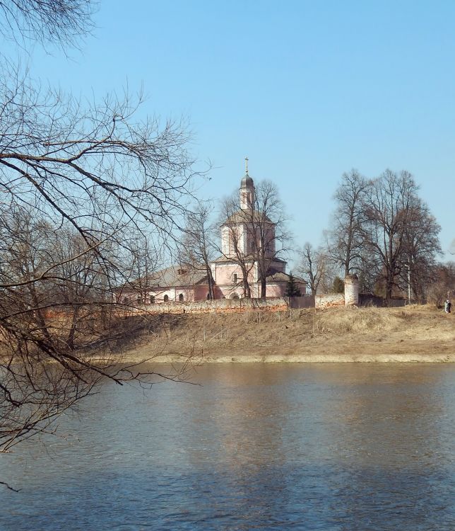 Церковь Воскресения Словущего, Васильевское (Рузский городской округ, Московская область). общий вид в ландшафте