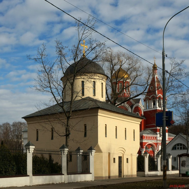 Аэропорт. Церковь Новомучеников и исповедников Церкви Русской в Петровском парке. фасады