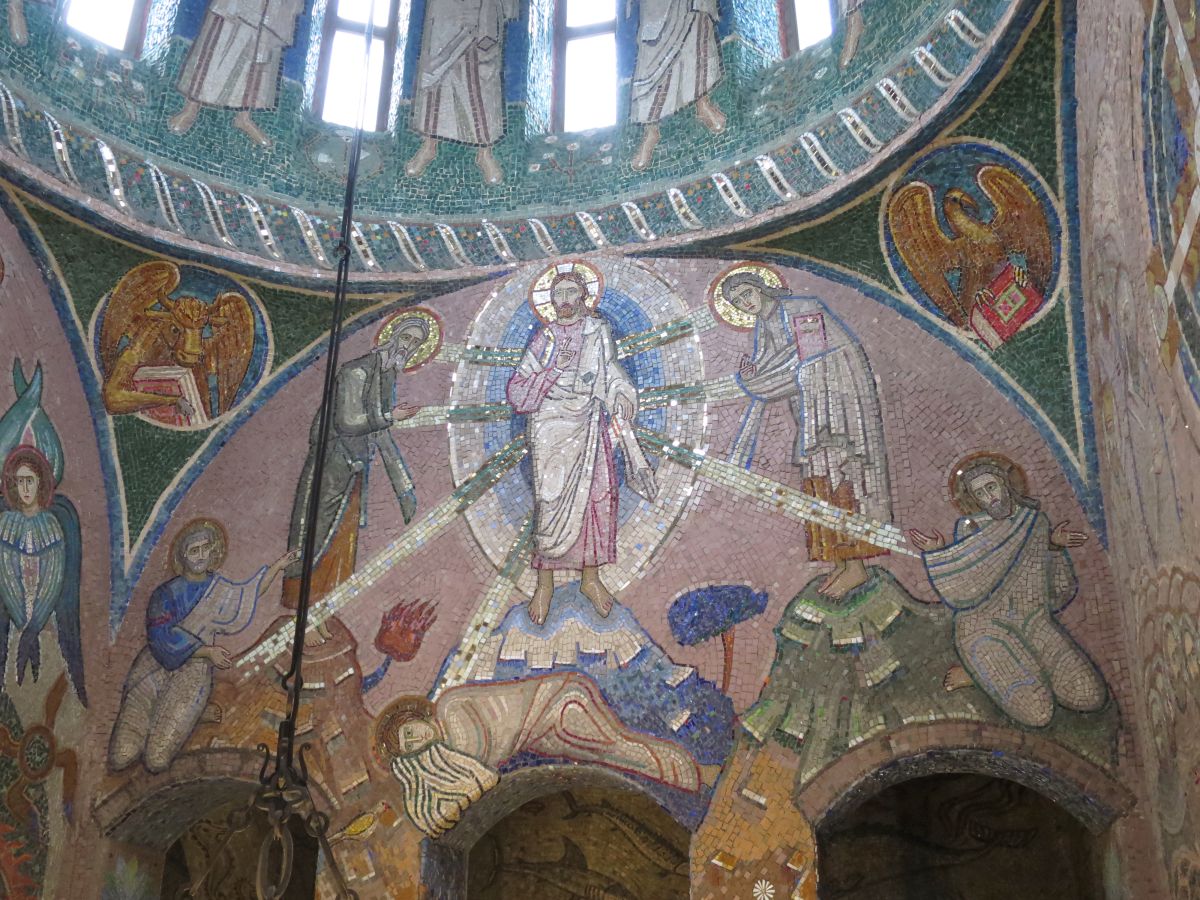 Церковь Новомучеников и исповедников Церкви Русской в Петровском парке, Аэропорт (Северный административный округ (САО), г. Москва). интерьер и убранство