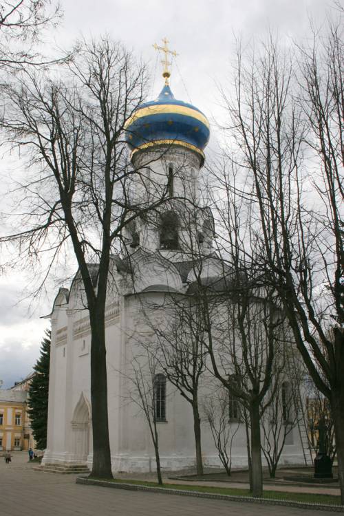 Сергиев Посад. Троице-Сергиева Лавра. Церковь Сошествия Святого Духа. фасады