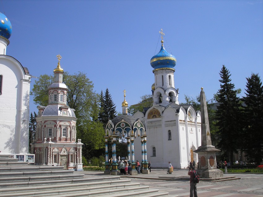 Троице-Сергиева Лавра. Церковь Сошествия Святого Духа, Сергиев Посад (Сергиево-Посадский городской округ, Московская область). фасады