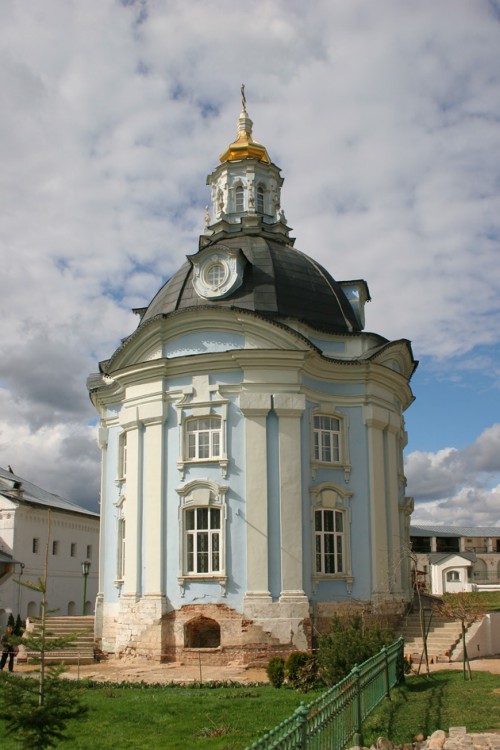 Троице-Сергиева Лавра. Церковь Смоленской иконы Божией Матери, Сергиев Посад (Сергиево-Посадский городской округ, Московская область). фасады