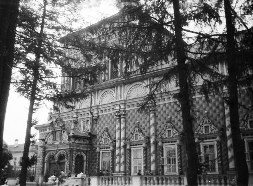 Троице-Сергиева Лавра. Церковь Сергия Радонежского в трапезной палате, Сергиев Посад (Сергиево-Посадский городской округ, Московская область). архитектурные детали