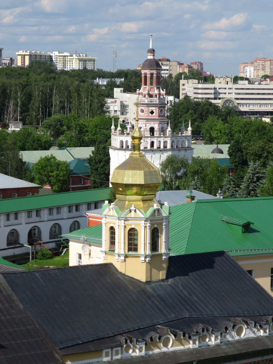 Троице-Сергиева Лавра. Церковь Покрова Пресвятой Богородицы в Царских 