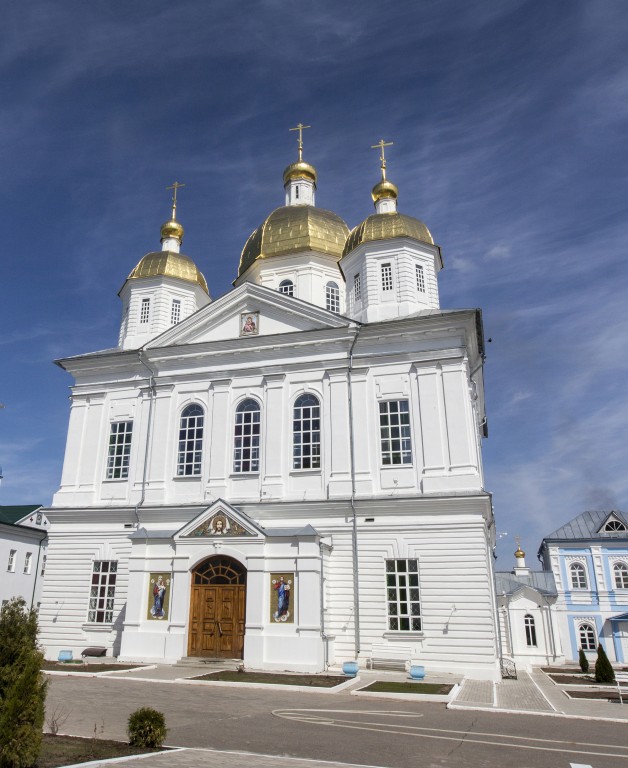 Оранки. Оранский Богородицкий мужской монастырь. Собор Владимирской иконы Божией Матери. фасады