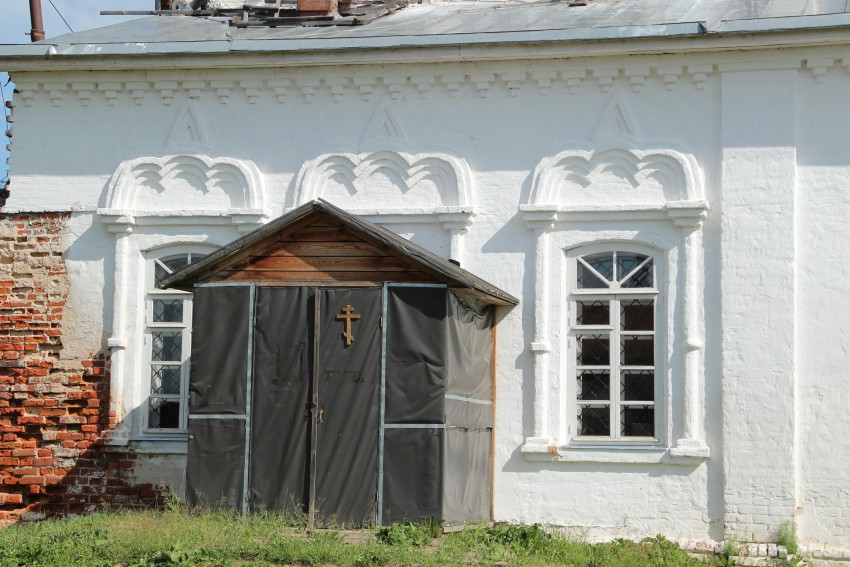 Церковь Николая Чудотворца, Угодичи (Ростовский район, Ярославская область). архитектурные детали
