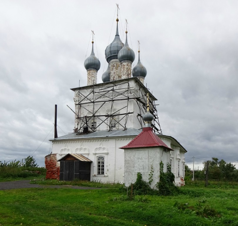 Угодичи. Церковь Николая Чудотворца. фасады