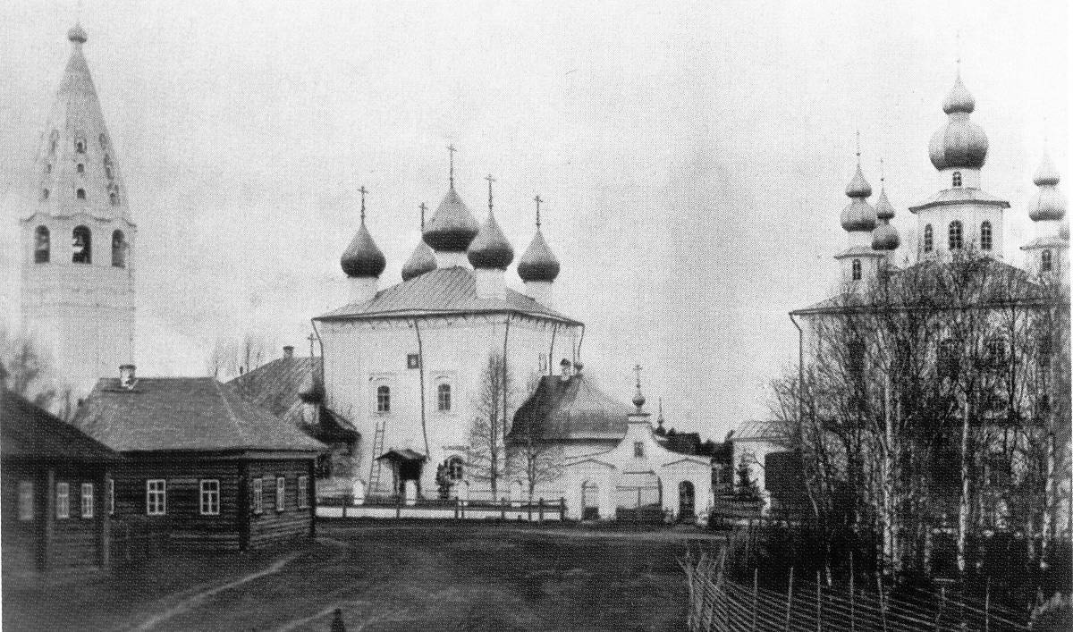 архивная фотография. Храмовый комплекс. Церкви Троицы Живоначальной и Преображения Господня, Улома (Череповецкий район, Вологодская область)