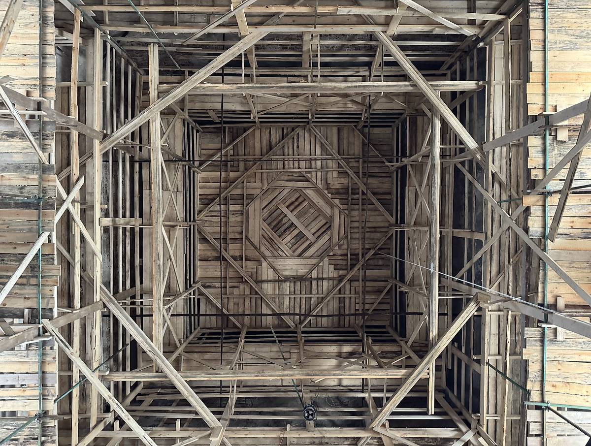 Леса в главном объёме, документальные фотографии. Церковь Спаса Всемилостивого, Улома (Череповецкий район, Вологодская область)