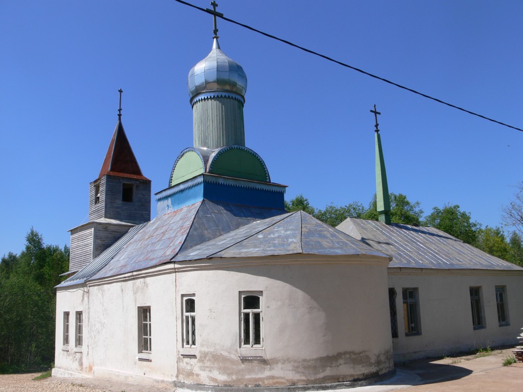 Броневик. Антониево-Дымский Троицкий мужской монастырь. фасады, 2006