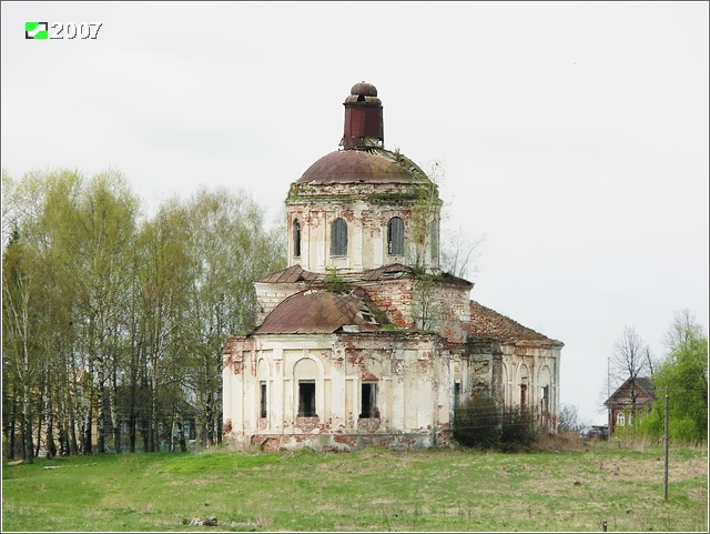 Рюминское. Церковь Тихвинской иконы Божией Матери. фасады, Вид с востока