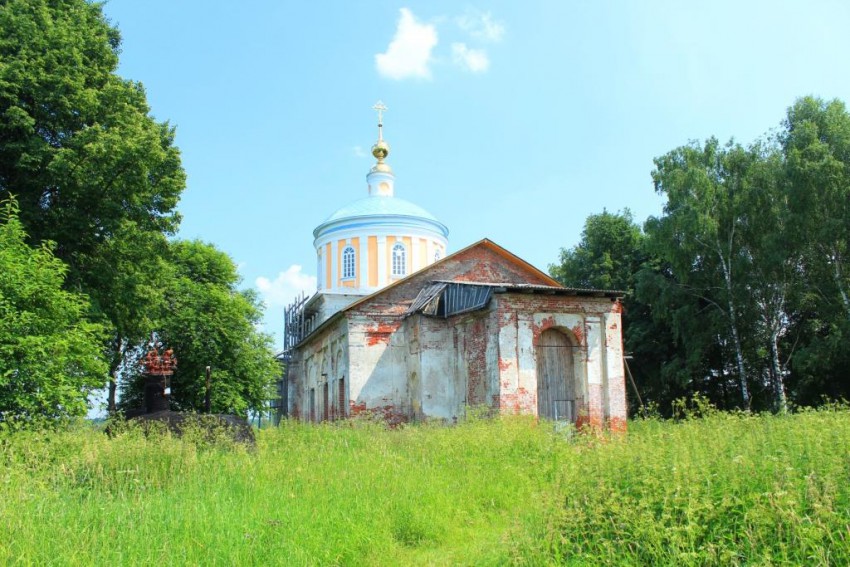 Церковь Тихвинской иконы Божией Матери, Рюминское (Александровский район, Владимирская область). общий вид в ландшафте, Вид с северо-запада