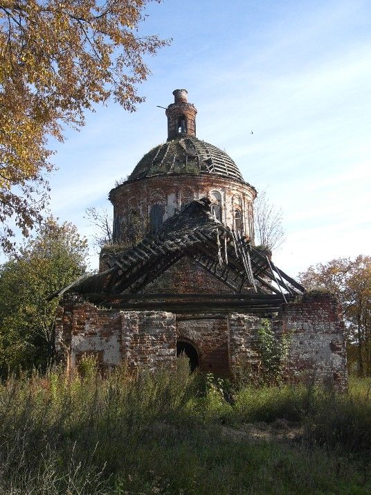 Горки. Церковь Троицы Живоначальной. фасады