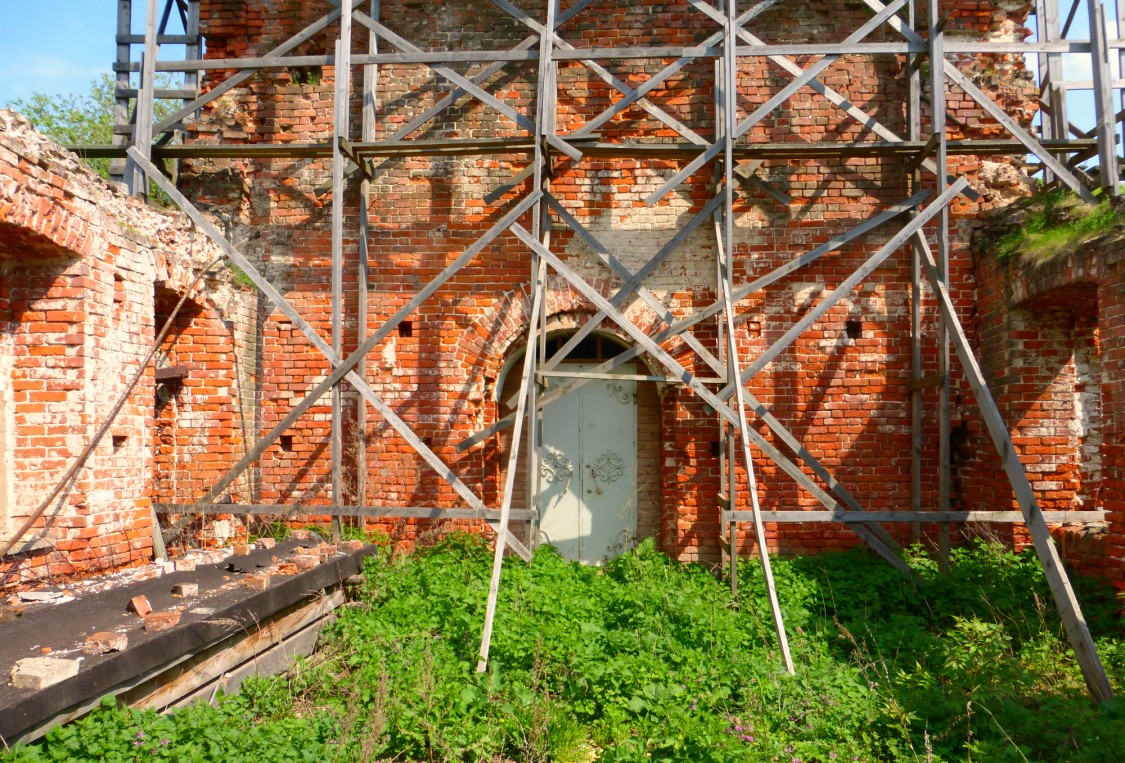 Церковь Троицы Живоначальной, Горки (Александровский район, Владимирская область). интерьер и убранство