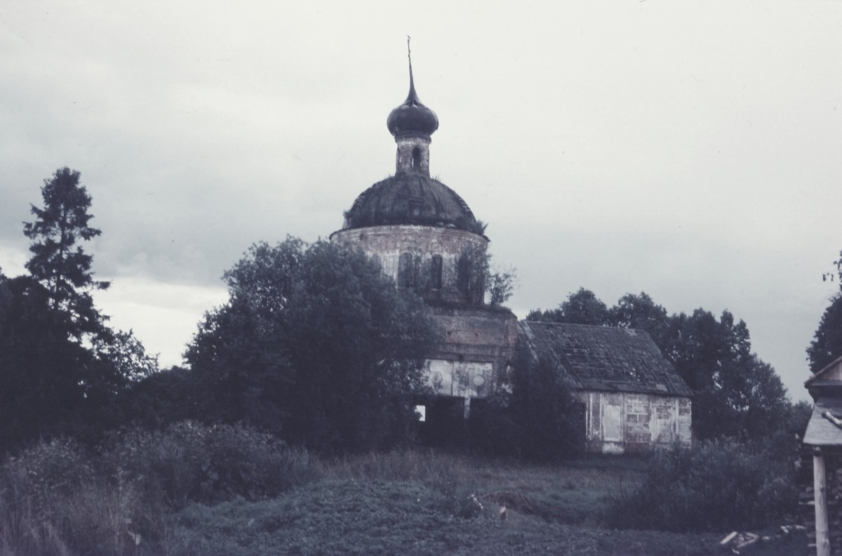 Церковь Троицы Живоначальной, Горки (Александровский район, Владимирская область). фасады
