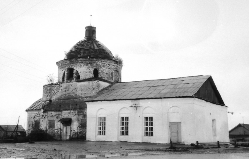 Мошнино. Церковь Покрова Пресвятой Богородицы. фасады