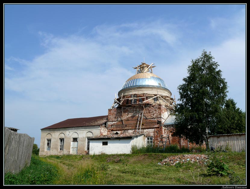 Мошнино. Церковь Покрова Пресвятой Богородицы. фасады