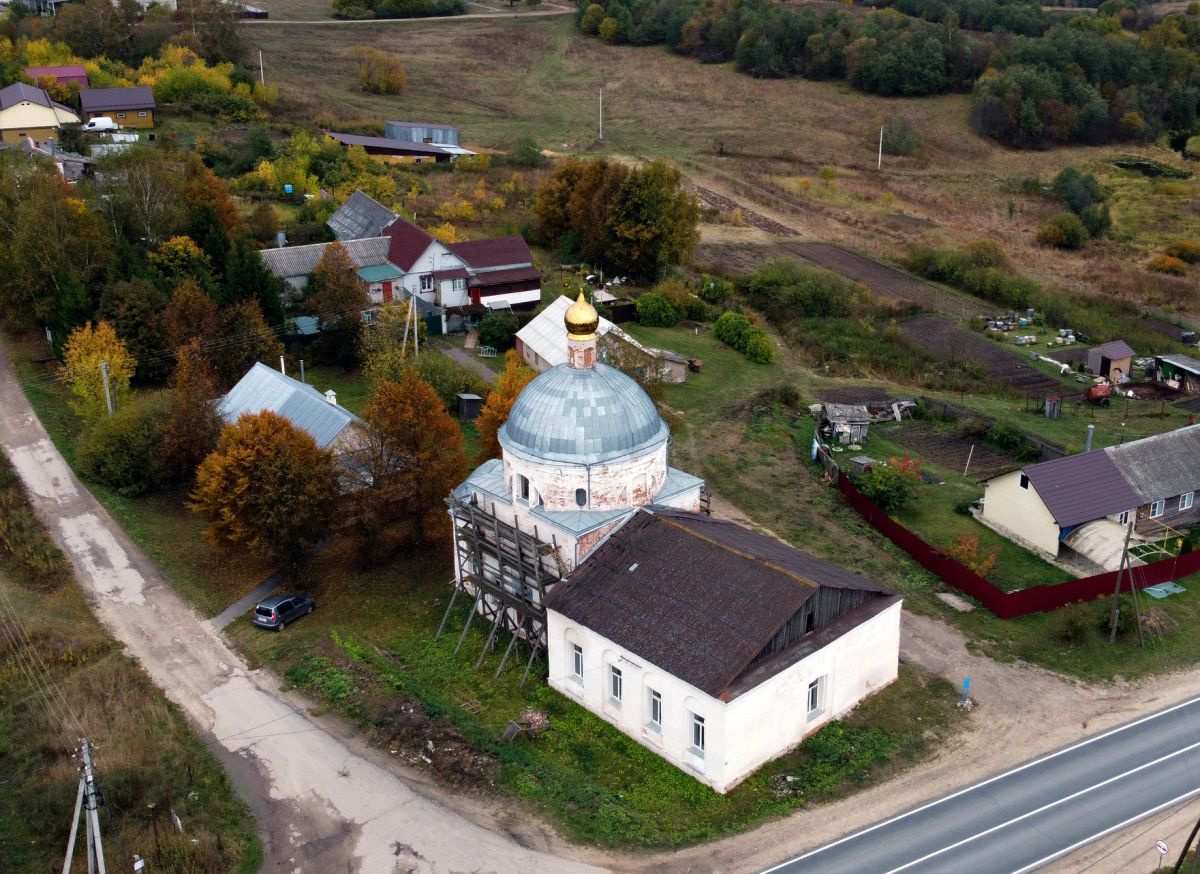 Церковь Покрова Пресвятой Богородицы, Мошнино (Александровский район, Владимирская область). общий вид в ландшафте