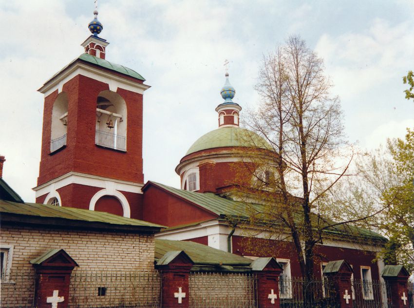 Малахово. Церковь Димитрия Солунского. фасады