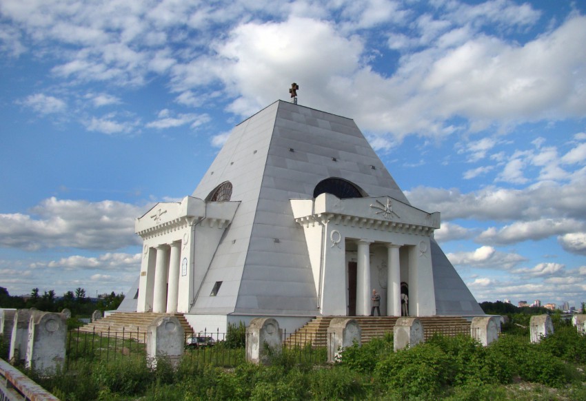 Кировский район. Храм-памятник Спаса Нерукотворного Образа. фасады