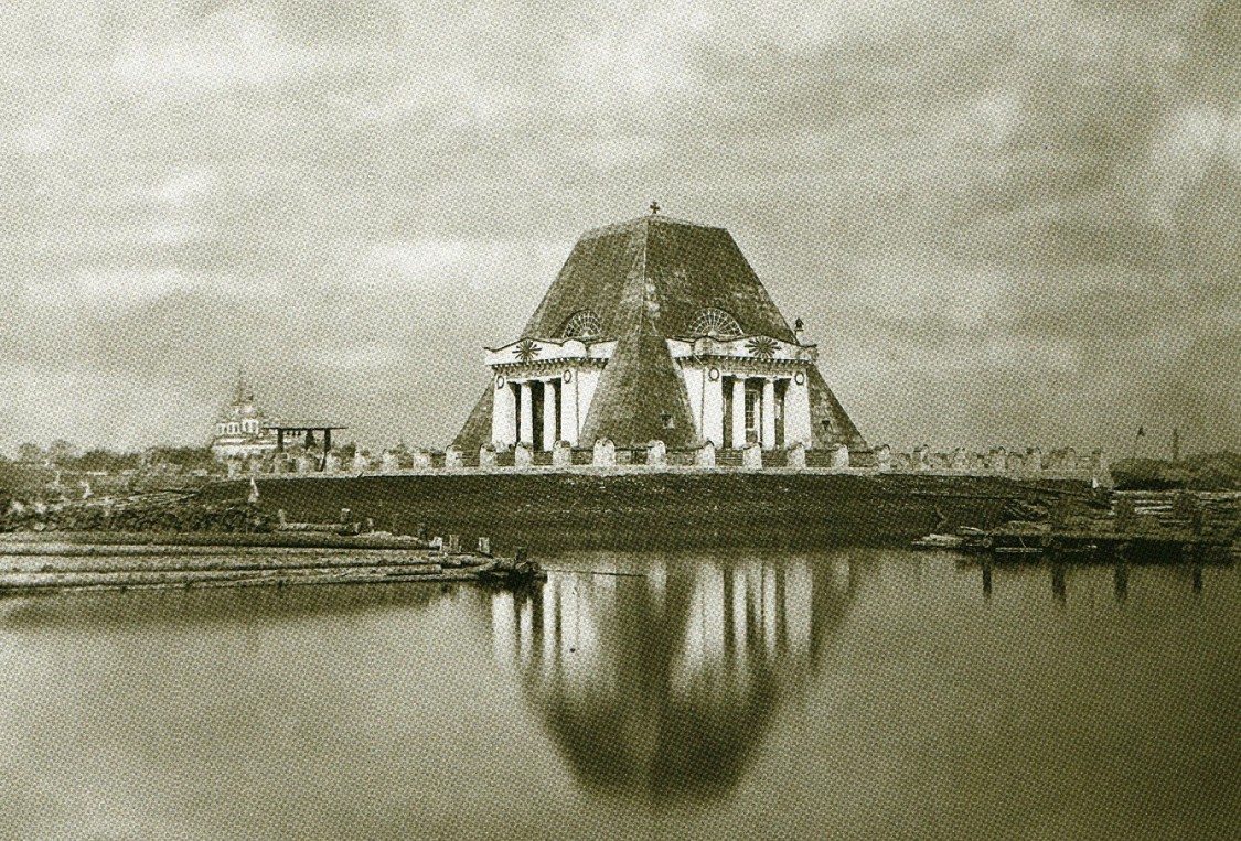 Кировский район. Храм-памятник Спаса Нерукотворного Образа. архивная фотография, Слева от храма вдалеке Боголюбская (Екатерининская) церковь. Снимок конца XIX в.Из фотоальбома 