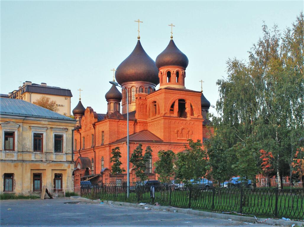 Кафедральный собор Казанской иконы Божией Матери (Покрова Пресвятой Богородицы), Вахитовский район (Казань, город, Республика Татарстан). фасады, Вид с Петербургской улицы