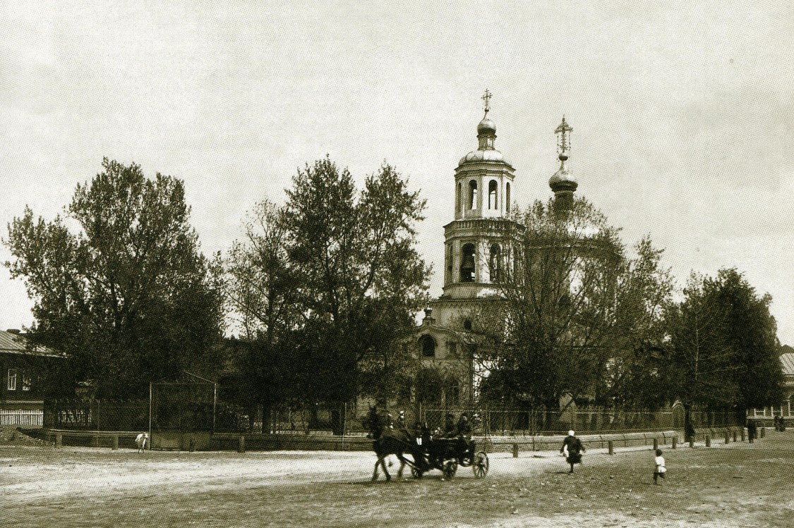 Церковь Тихвинской иконы Божией Матери в Старотатарской слободе, Вахитовский район (Казань, город, Республика Татарстан). архивная фотография, Фото конца XIX в. Из фотоальбома 