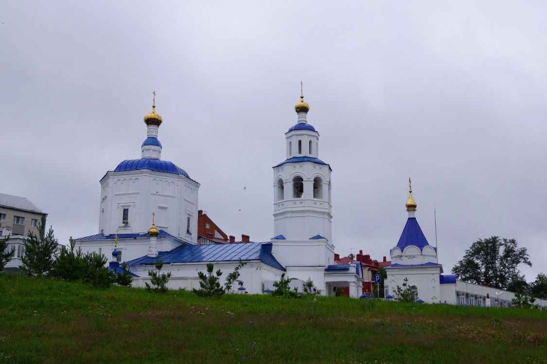 Вахитовский район. Церковь Параскевы Пятницы (Рождества Пресвятой Богородицы). фасады