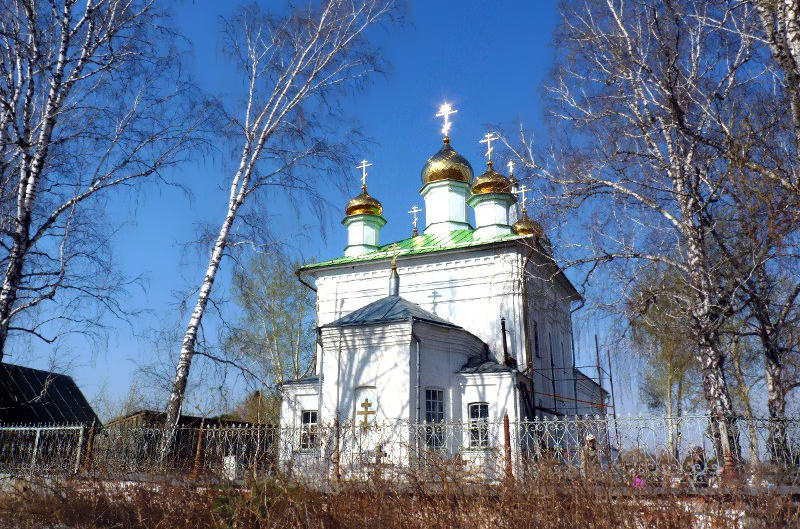 Савина. Церковь Параскевы Пятницы. общий вид в ландшафте