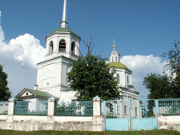 Церковь Похвалы Пресвятой Богородицы, Орёл (Усольский район, Пермский край). общий вид в ландшафте