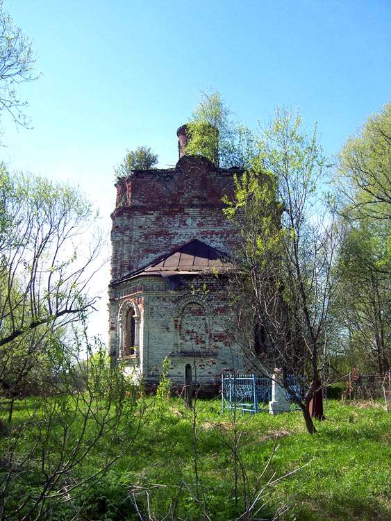 Церковь Ильи Пророка, Чуркино (Юрьевецкий район, Ивановская область). общий вид в ландшафте