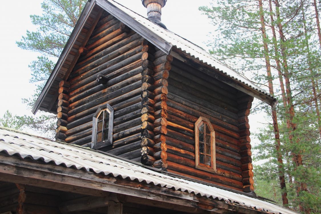 Часовня Георгия Победоносца, Сандармох (Медвежьегорский район, Республика Карелия). архитектурные детали