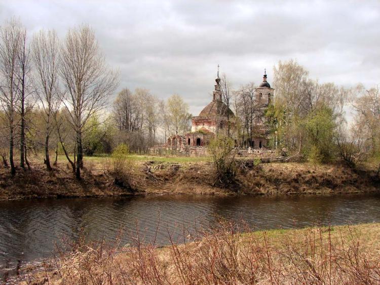 Кинешемский погост, урочище. Церковь Николая Чудотворца. общий вид в ландшафте