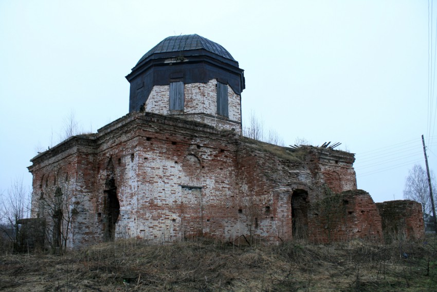 Церковь Сретения Господня, Сретенское (Ильинский район, Пермский край). фасады