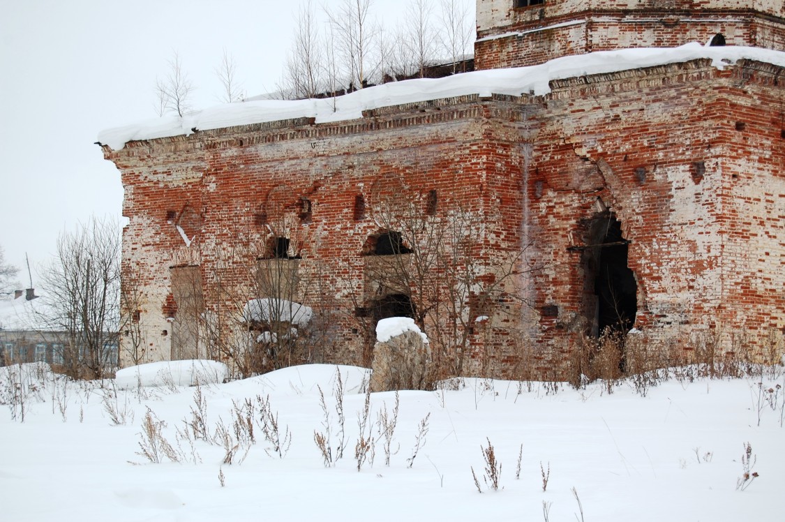Церковь Сретения Господня, Сретенское (Ильинский район, Пермский край). архитектурные детали