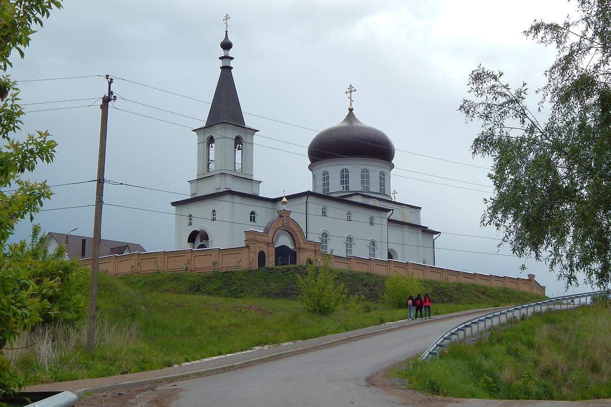 общий вид в ландшафте. Троицкий женский монастырь. Церковь Михаила Архангела, Бирск (Бирский район, Республика Башкортостан)