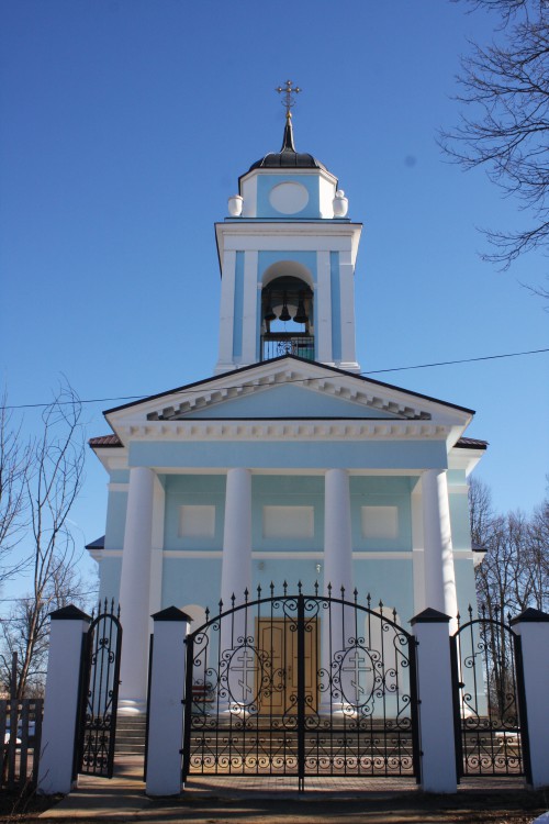 Богородское. Церковь Покрова Пресвятой Богородицы. фасады