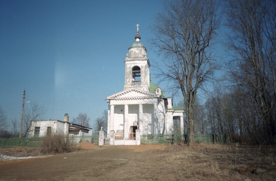 Церковь Покрова Пресвятой Богородицы, Богородское (Рузский городской округ, Московская область). фасады