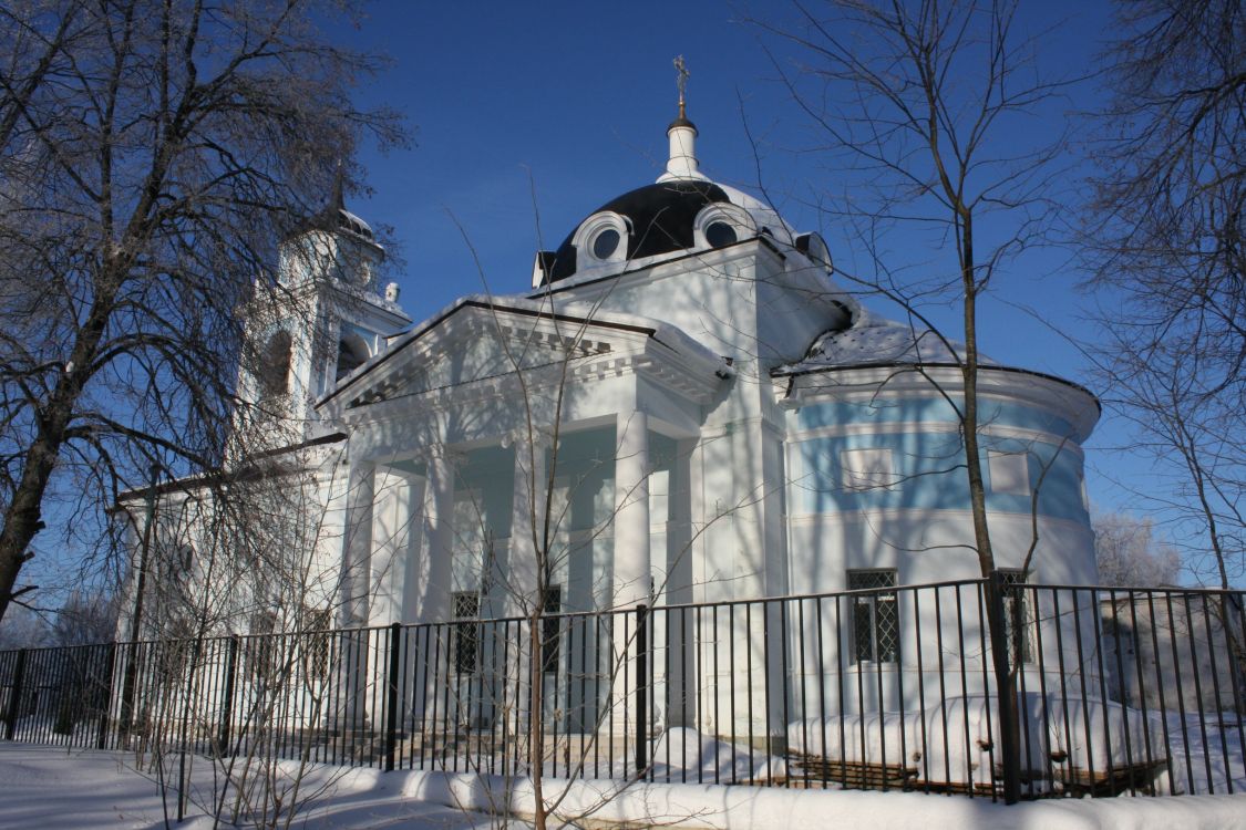 Богородское. Церковь Покрова Пресвятой Богородицы. фасады