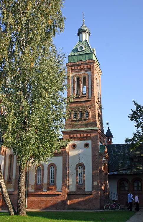 Церковь Георгия Победоносца, Бауска (Бауский край, Латвия). фасады, Колокольня