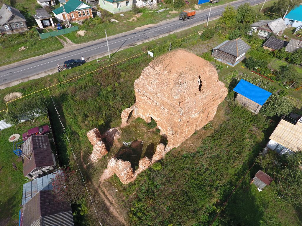 Церковь Троицы Живоначальной, Троицкое 1-е (Вадский район, Нижегородская область). общий вид в ландшафте