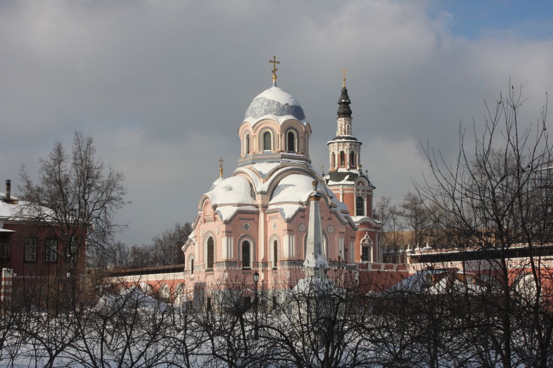 Донской. Донской монастырь. Церковь Иоанна Златоуста. фасады