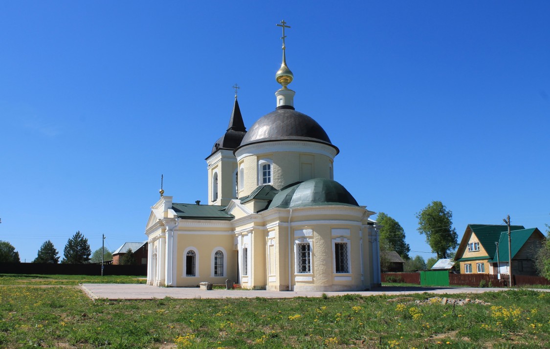 Воскресенское. Церковь Воскресения Словущего. фасады