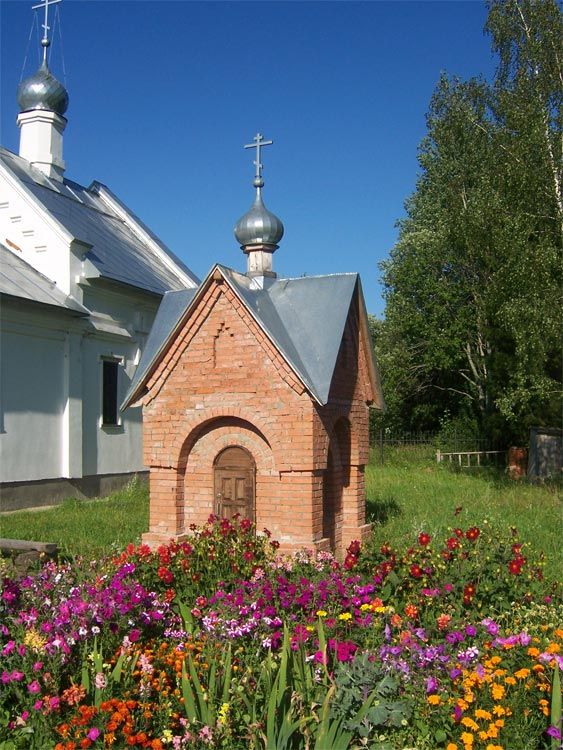 Церковь Покрова Пресвятой Богородицы, Дьячево (Кинешемский район, Ивановская область). дополнительная информация, Это сухой колодец, просто построен в виде часовни.