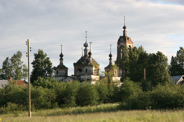Церковь Георгия Победоносца, Малая Шугорь (Ростовский район, Ярославская область). архитектурные детали