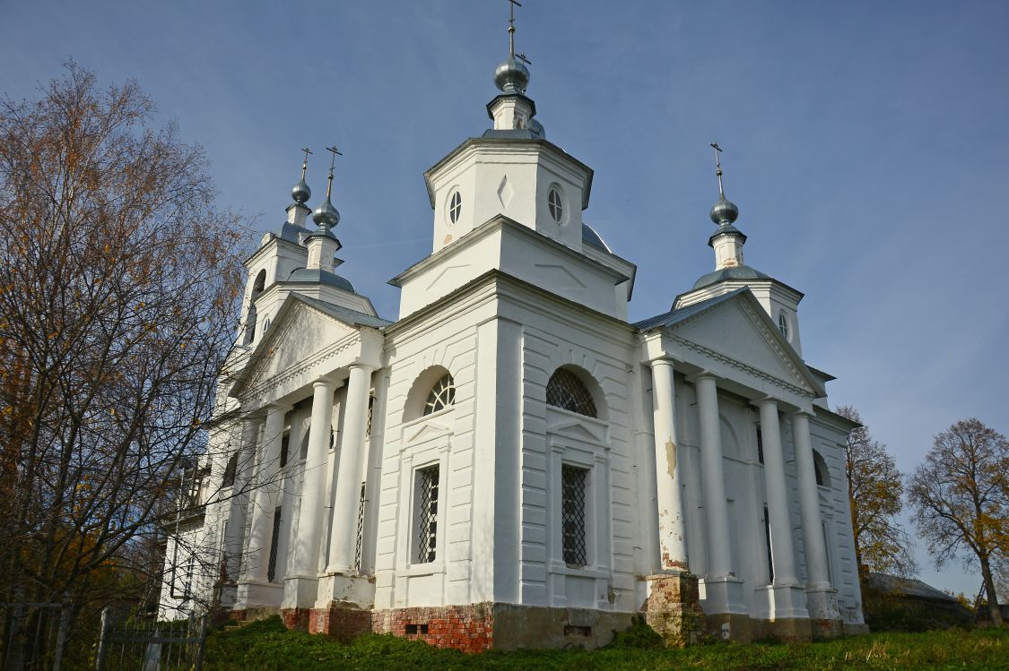 Малая Шугорь. Церковь Георгия Победоносца. фасады