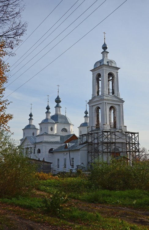 Церковь Георгия Победоносца, Малая Шугорь (Ростовский район, Ярославская область). фасады