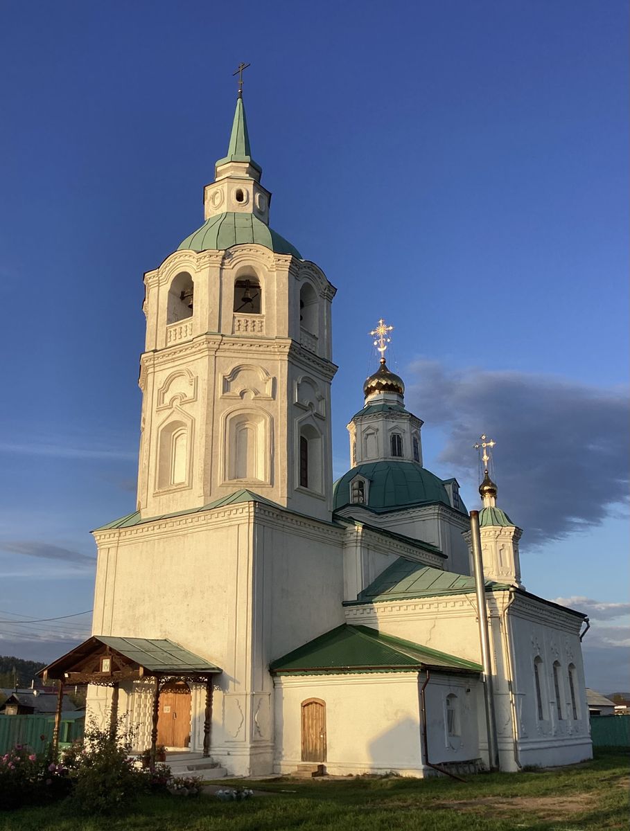 Вид с юго-запада, фасады. Церковь Спаса Нерукотворного Образа, Турунтаево (Прибайкальский район, Республика Бурятия)